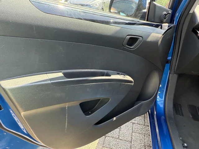 Chevrolet spark,2011 - afbeelding 19 van  22