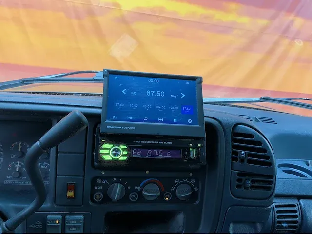 Chevrolet suburban 1996 - afbeelding 21 van  51