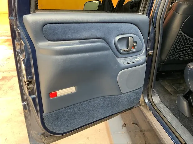 Chevrolet suburban 1996 - afbeelding 30 van  51
