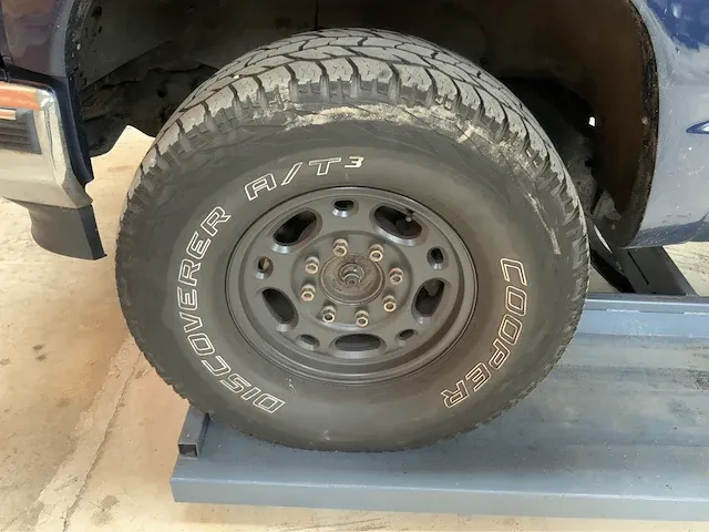 Chevrolet suburban 1996 - afbeelding 43 van  51