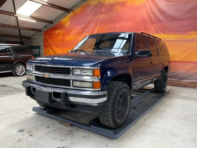 Chevrolet suburban 1996 - afbeelding 48 van  51