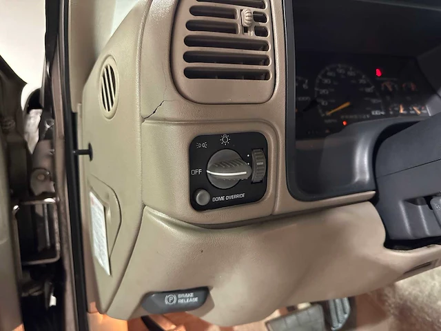 Chevrolet suburban 1999, 95-jx-nt - afbeelding 11 van  40