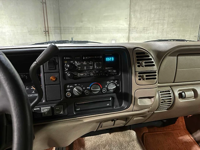 Chevrolet suburban 1999, 95-jx-nt - afbeelding 15 van  40