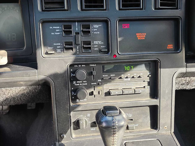 Chevrolet usa - 1984 - corvette - 5.7 coupé inj. - 83-tx-kr - afbeelding 8 van  21