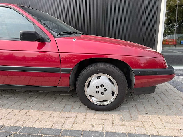 Chevrolet usa - corsica (1995) - afbeelding 2 van  17