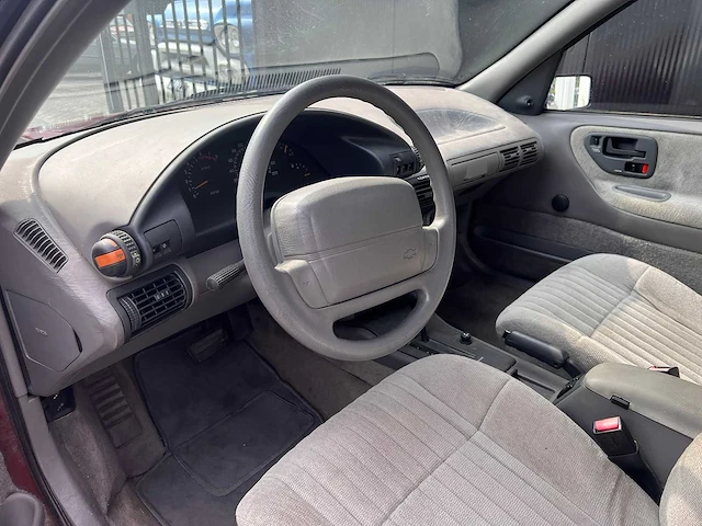 Chevrolet usa - corsica (1995) - afbeelding 13 van  17
