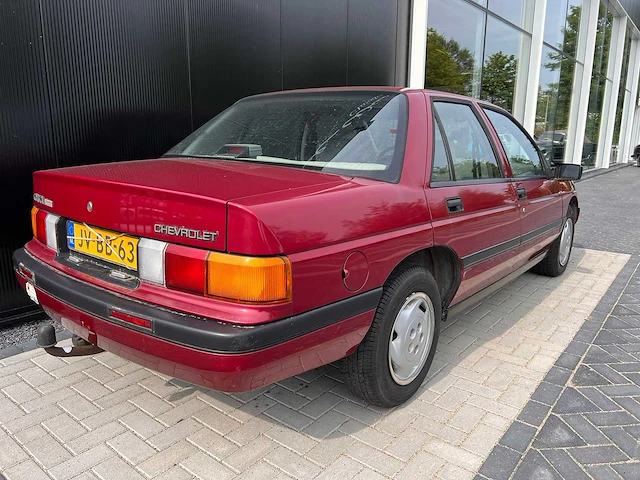 Chevrolet usa - corsica (1995) - afbeelding 16 van  17