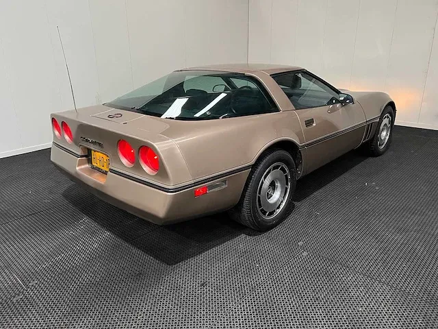 Chevrolet usa - corvette - 5.7 coupé inj. - 1984 - oldtimer - afbeelding 24 van  26