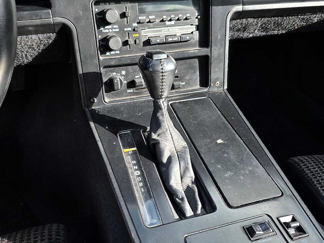 Chevrolet usa - corvette c4 - 5.7 coupé inj. - 1984 - 83-tx-kr - afbeelding 7 van  21