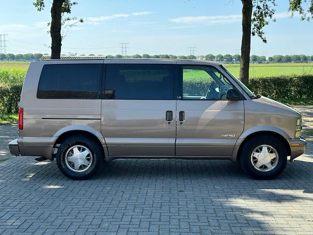 Chevrolet usa astro van 4.3 v6 ijskoude airco 10-sp-lx - afbeelding 12 van  16