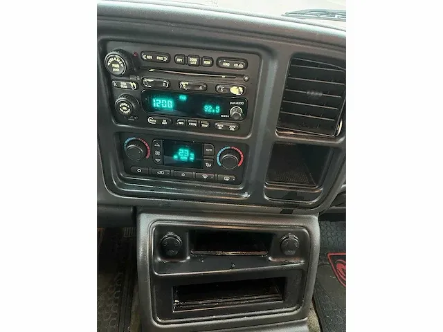Chevrolet usa avalanche 5.3 1500 automaat, 15-bh-nn - afbeelding 2 van  11