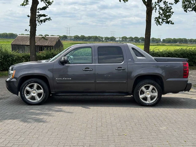 Chevrolet usa avalanche 5.3 v8 4wd euro 5 grijs kenteken 2010 3-vkh-08 - afbeelding 9 van  16
