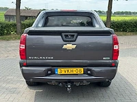 Chevrolet usa avalanche 5.3 v8 4wd euro 5 grijs kenteken 2010 3-vkh-08 - afbeelding 11 van  16