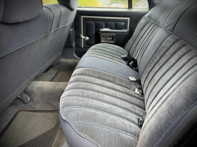 Chevrolet usa caprice classic sedan 5.0 v8 tl-08-sv - afbeelding 11 van  16