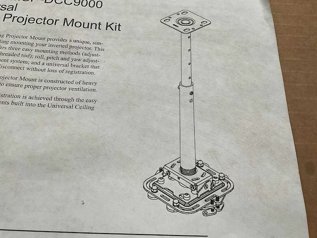 Chief msp-dcc9000 ceiling projector mount kit - afbeelding 1 van  4