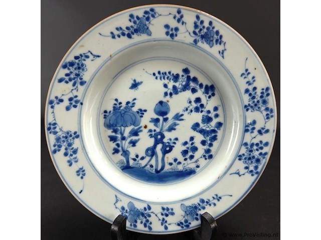 Chinees blauw en wit 18e eeuwse schotel qian long - afbeelding 2 van  5