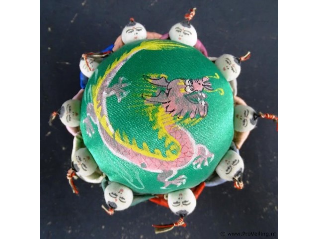 Chinees speldenkussen - afbeelding 2 van  3
