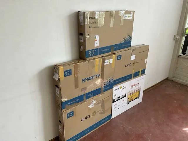 Chiq 32 inch televisie (5x) - afbeelding 13 van  15