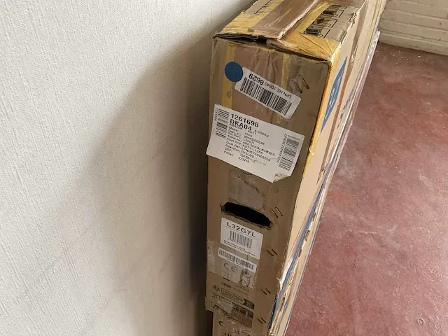 Chiq 32 inch televisie (5x) - afbeelding 15 van  15