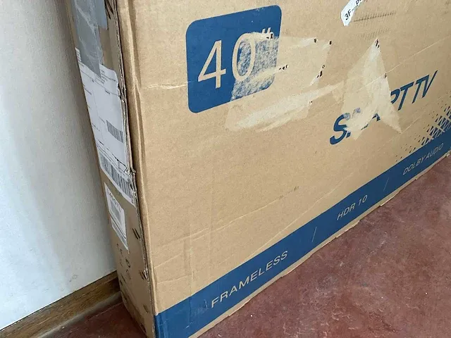Chiq 40 inch televisie (7x) - afbeelding 11 van  23