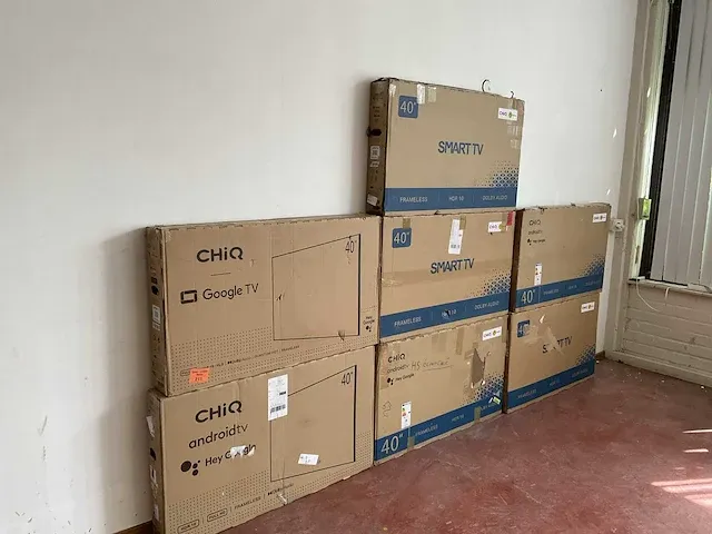 Chiq 40 inch televisie (7x) - afbeelding 23 van  23