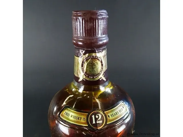 Chivas regal wiskey 12 years 1,75 liter - afbeelding 3 van  5