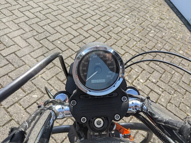 Chopper harley davidson, xl 883 sportster iron, bouwjaar 2012 - afbeelding 10 van  63