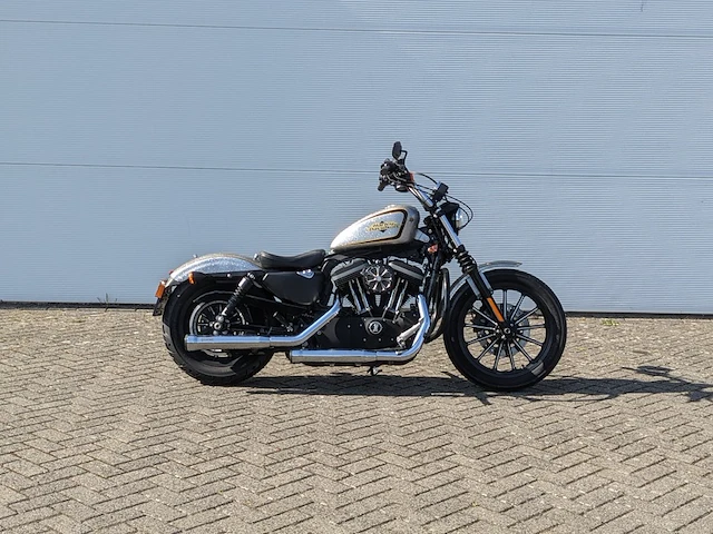 Chopper harley davidson, xl 883 sportster iron, bouwjaar 2012 - afbeelding 1 van  63