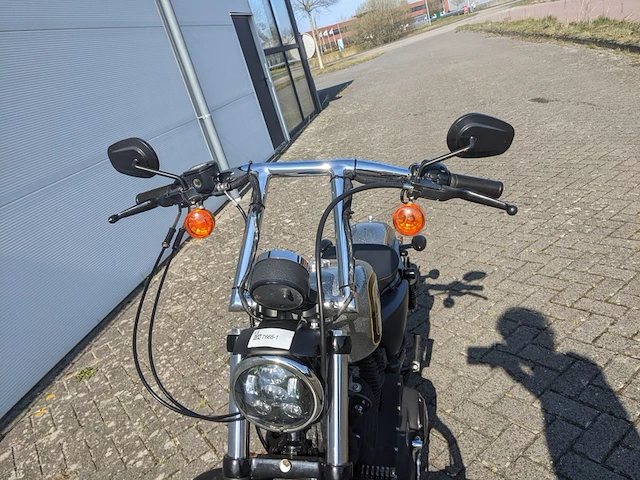 Chopper harley davidson, xl 883 sportster iron, bouwjaar 2012 - afbeelding 19 van  63