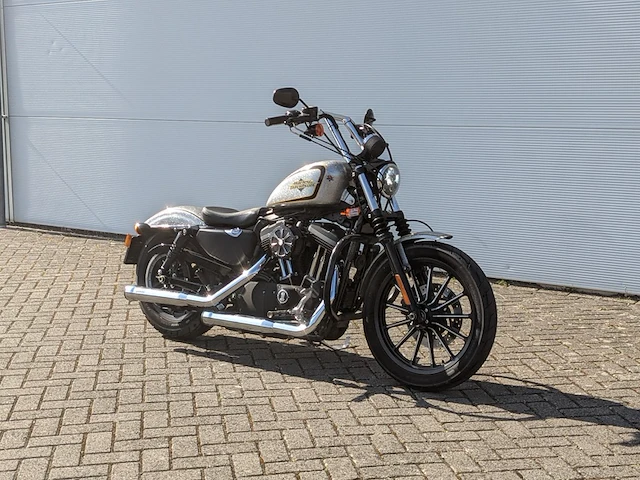 Chopper harley davidson, xl 883 sportster iron, bouwjaar 2012 - afbeelding 12 van  63