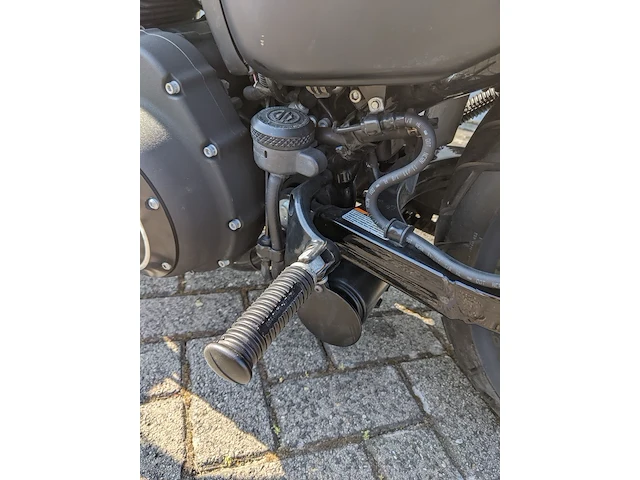 Chopper harley davidson, xl 883 sportster iron, bouwjaar 2012 - afbeelding 32 van  63