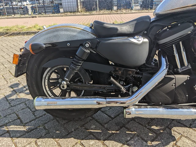 Chopper harley davidson, xl 883 sportster iron, bouwjaar 2012 - afbeelding 48 van  63