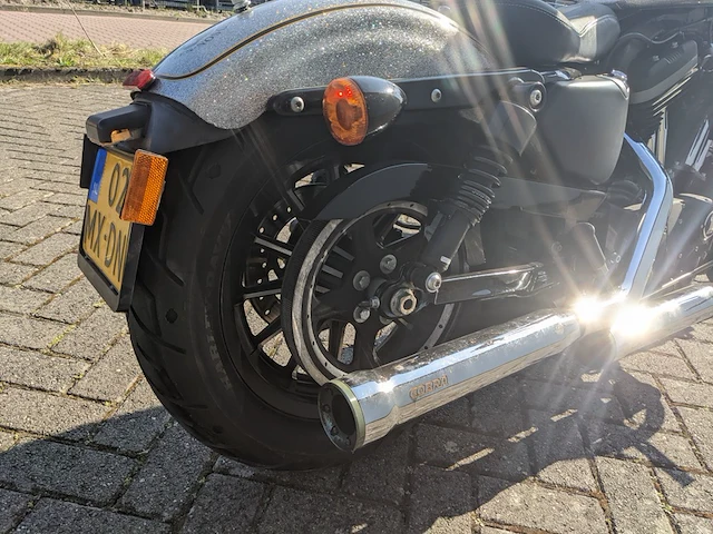 Chopper harley davidson, xl 883 sportster iron, bouwjaar 2012 - afbeelding 49 van  63
