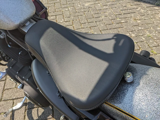 Chopper harley davidson, xl 883 sportster iron, bouwjaar 2012 - afbeelding 53 van  63