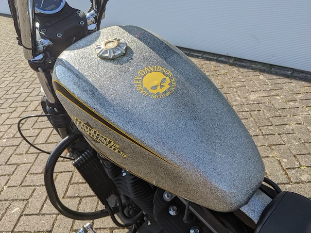 Chopper harley davidson, xl 883 sportster iron, bouwjaar 2012 - afbeelding 54 van  63