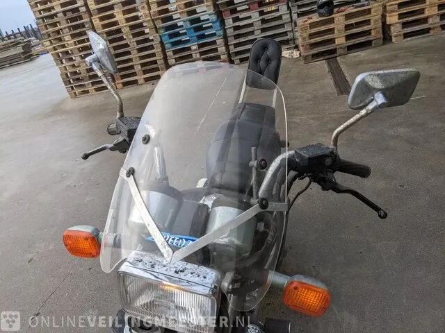 Chopper honda, vf 500c magna, bouwjaar 1984 - afbeelding 26 van  33