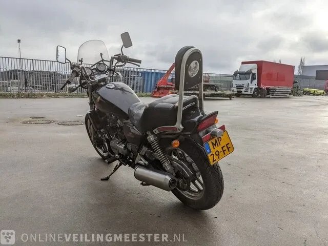 Chopper honda, vf 500c magna, bouwjaar 1984 - afbeelding 30 van  33