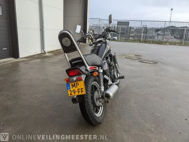 Chopper honda, vf 500c magna, bouwjaar 1984 - afbeelding 31 van  33