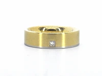 Christian bauer - bi-colour trouwring van goud en platina met een prinses geslepen diamant - afbeelding 1 van  8