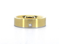 Christian bauer - bi-colour trouwring van goud en platina met een prinses geslepen diamant - afbeelding 1 van  7