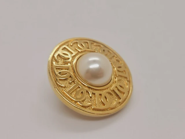 Christian dior goldplated pendant met kunstmatige parel - afbeelding 3 van  6