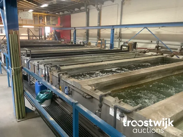 Chromateerlijn met kraanconstructie - afbeelding 14 van  54