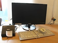 Chromebox asus cn60 met monitor philips 21 inch, toetsenbord en muis.