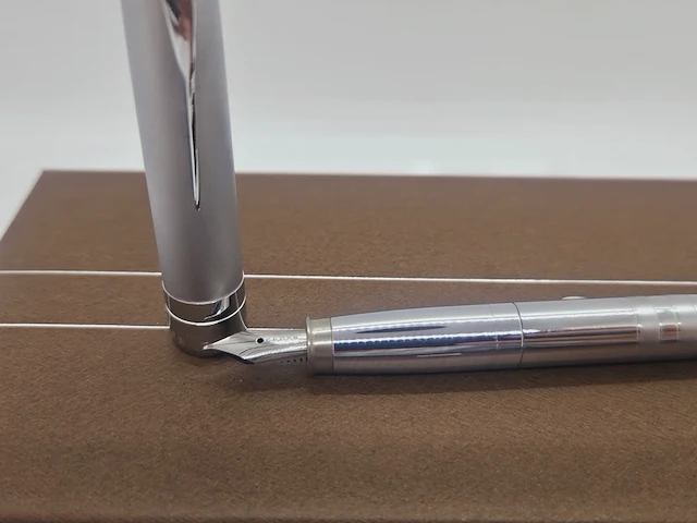 Chroom cross vulpen micro handheld - afbeelding 1 van  6
