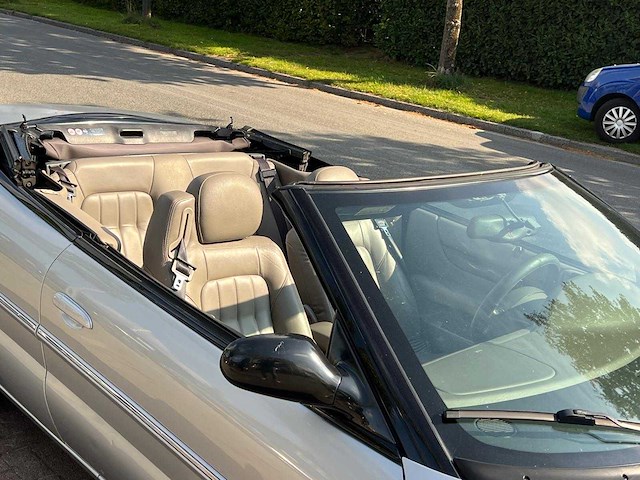 Chrysler - 2001 - sebring - 2.7i-v6 24v lx conv. - 72-hg-hn - afbeelding 7 van  13