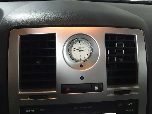 Chrysler - 300c - 3.5 v6 - 05-tj-sz - afbeelding 6 van  29