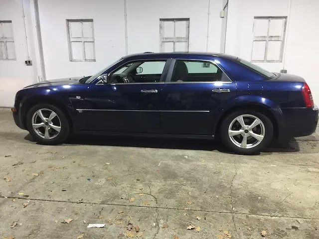 Chrysler - 300c - 3.5 v6 - 05-tj-sz - afbeelding 12 van  29