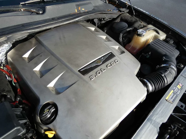 Chrysler - 300c touring - 3.0 v6 crd - car - afbeelding 22 van  33