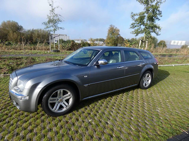 Chrysler - 300c touring - 3.0 v6 crd - car - afbeelding 12 van  33