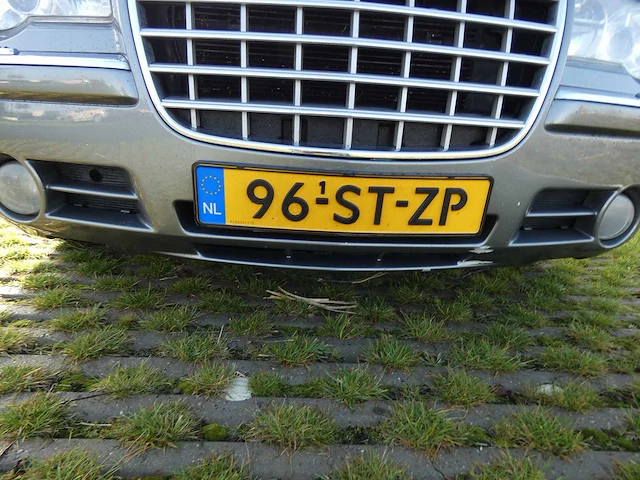 Chrysler - 300c touring - 3.0 v6 crd - car - afbeelding 31 van  33